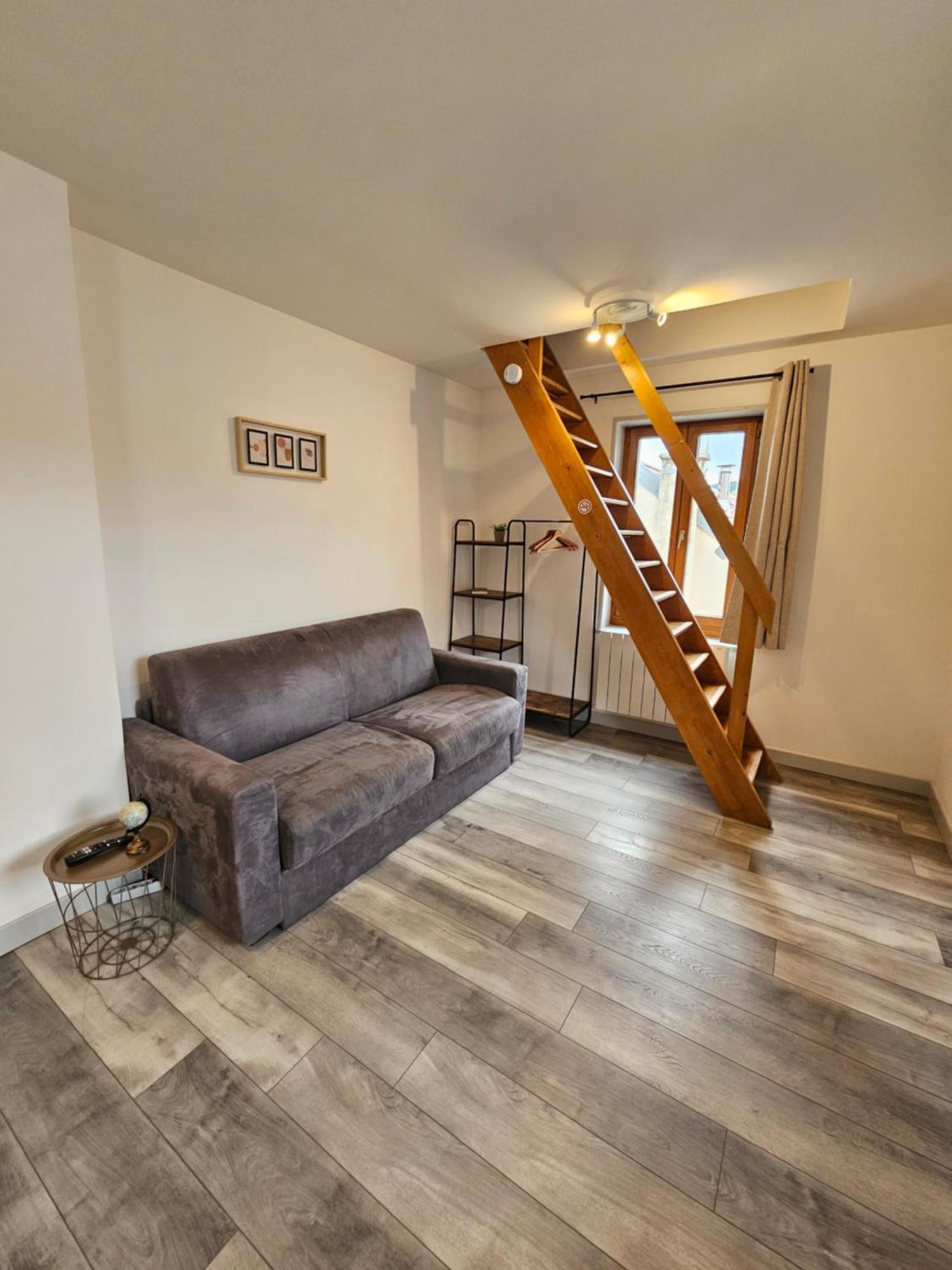 Pontarlier Le Sympa ! 400M De La Gare - Ma Petite Resa Daire Dış mekan fotoğraf